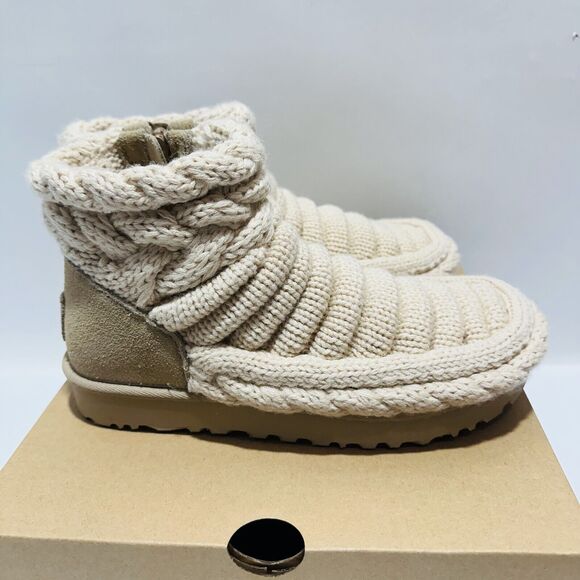 UGG Classic Mini Women's US 6 Ankle Boots Beige Chunky Knit Side Zip NIB $180 - Picture 8 of 14